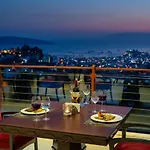 Hillstone & Hotel 5*
