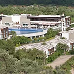 Hillstone & Hotel 5*