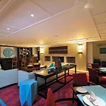 Hotel Hillstone &