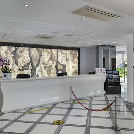 Hillstone & Бодрум