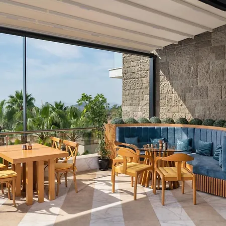 Hillstone & Hotell