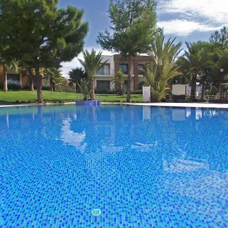 Hotell Hillstone & 5*