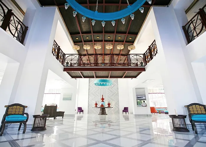 Hillstone & Hotel 5*