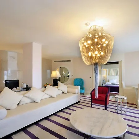 Hotell Hillstone &