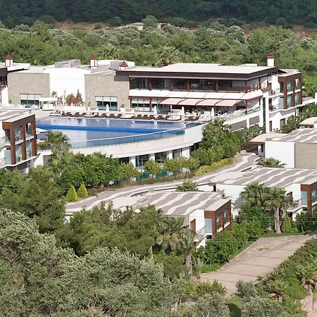 Hillstone & Hotel 5*